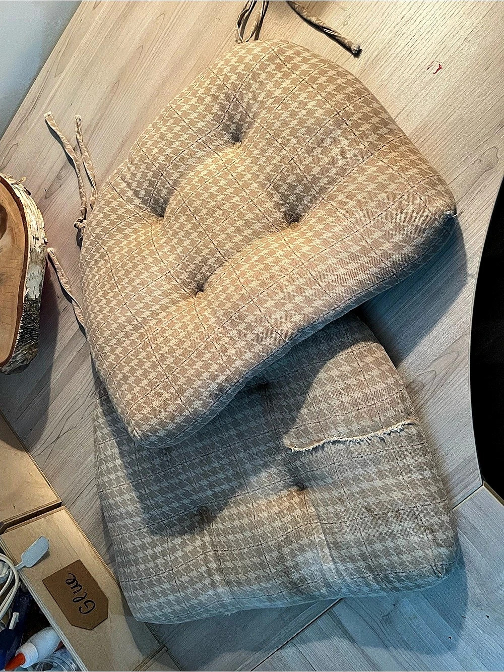 Pair of Thick Plush Houndstooth Accent Pillows in Brown & Cream